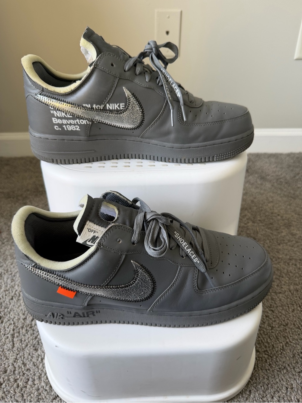 Nike Men's Gray Off-White x Air Force 1 Low Sneakers Make Offer!!! - Picture 2 of 10